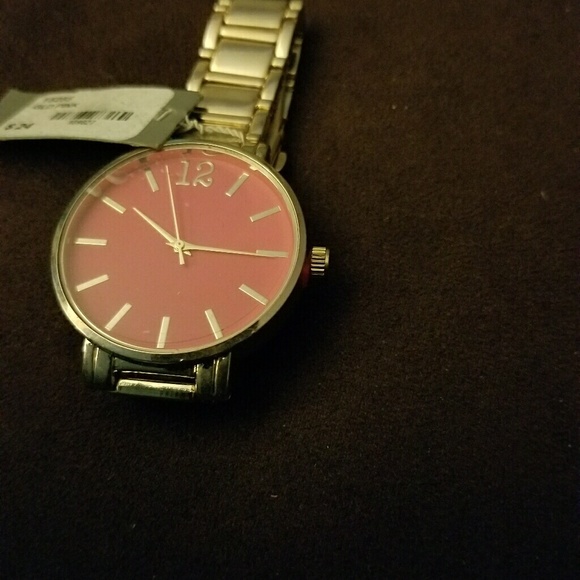 Watch - Picture 3 of 3